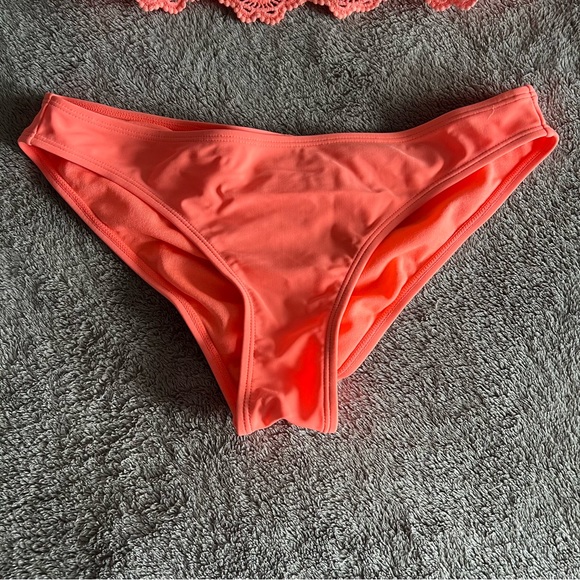 Bikini ☀️ - Picture 2 of 10